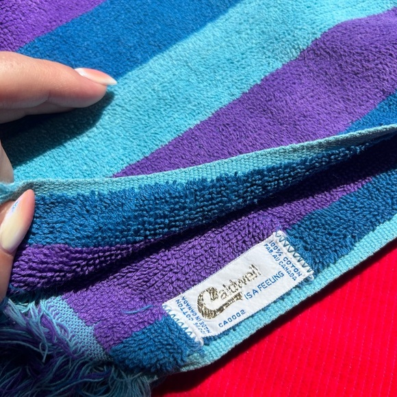 Vintage Striped Cool Tone 60s/70s Cotton Bath Towel by Caldwell - Picture 4 of 5